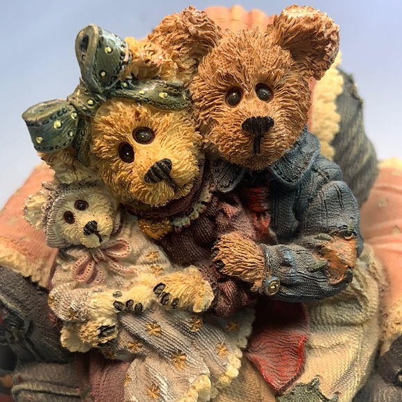 VNTG Boyds Bears Music Box -Yes Sir That’s My Baby